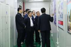 宜春市电子信息产业链招商小分队莅临乐鱼官方网页版-乐鱼(中国)参观调研